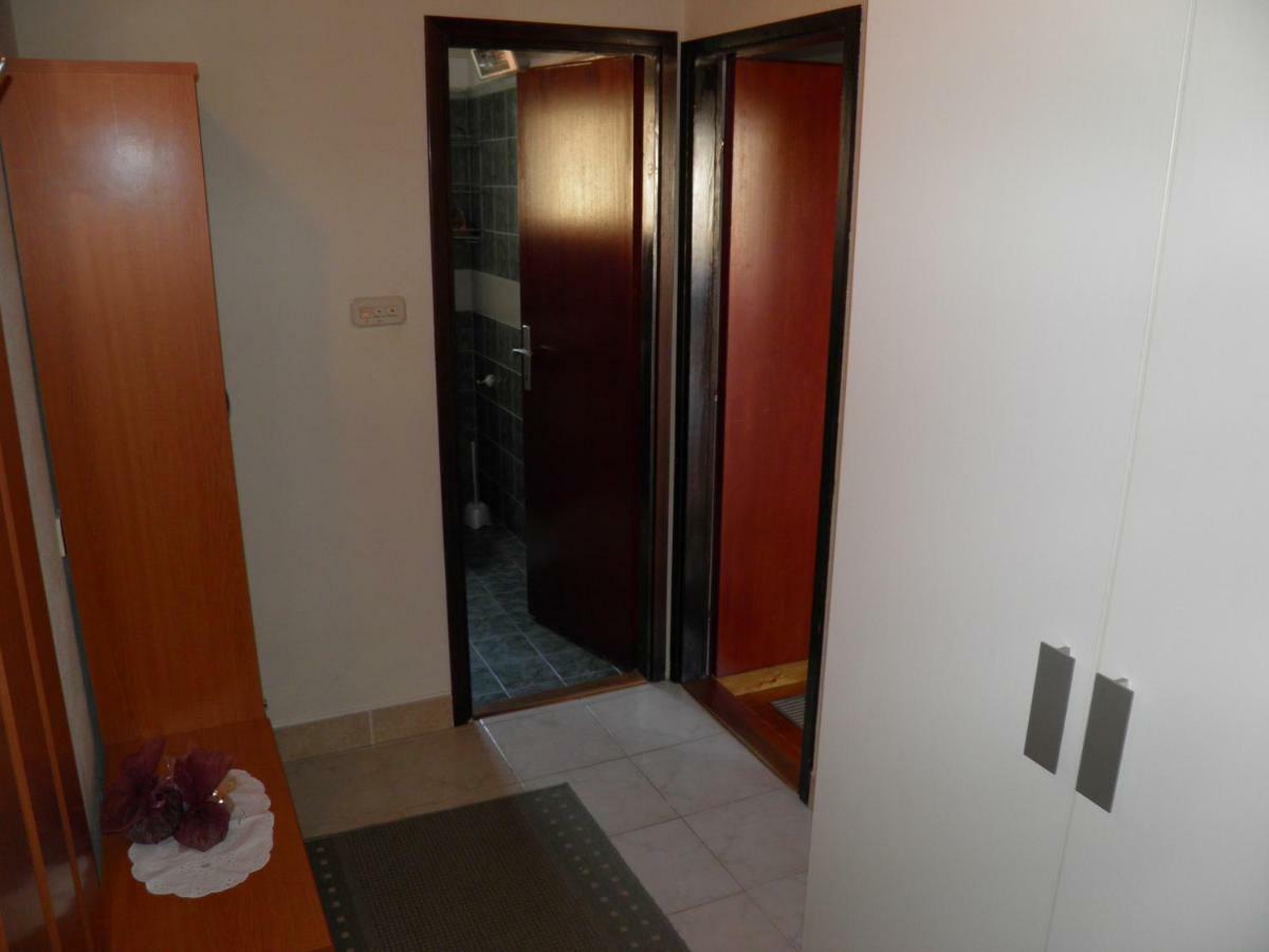 Apartman Mia Biograd Біоград-на-Мору Екстер'єр фото